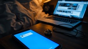 digital infidelity warning signs